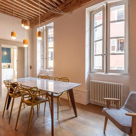 Apartamento espaçoso Classificado 4 estrelas no coração da cidade velha Annecy Exterior foto