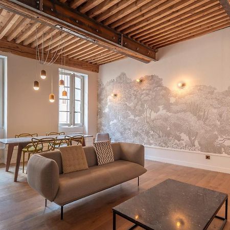 Apartamento espaçoso Classificado 4 estrelas no coração da cidade velha Annecy Exterior foto