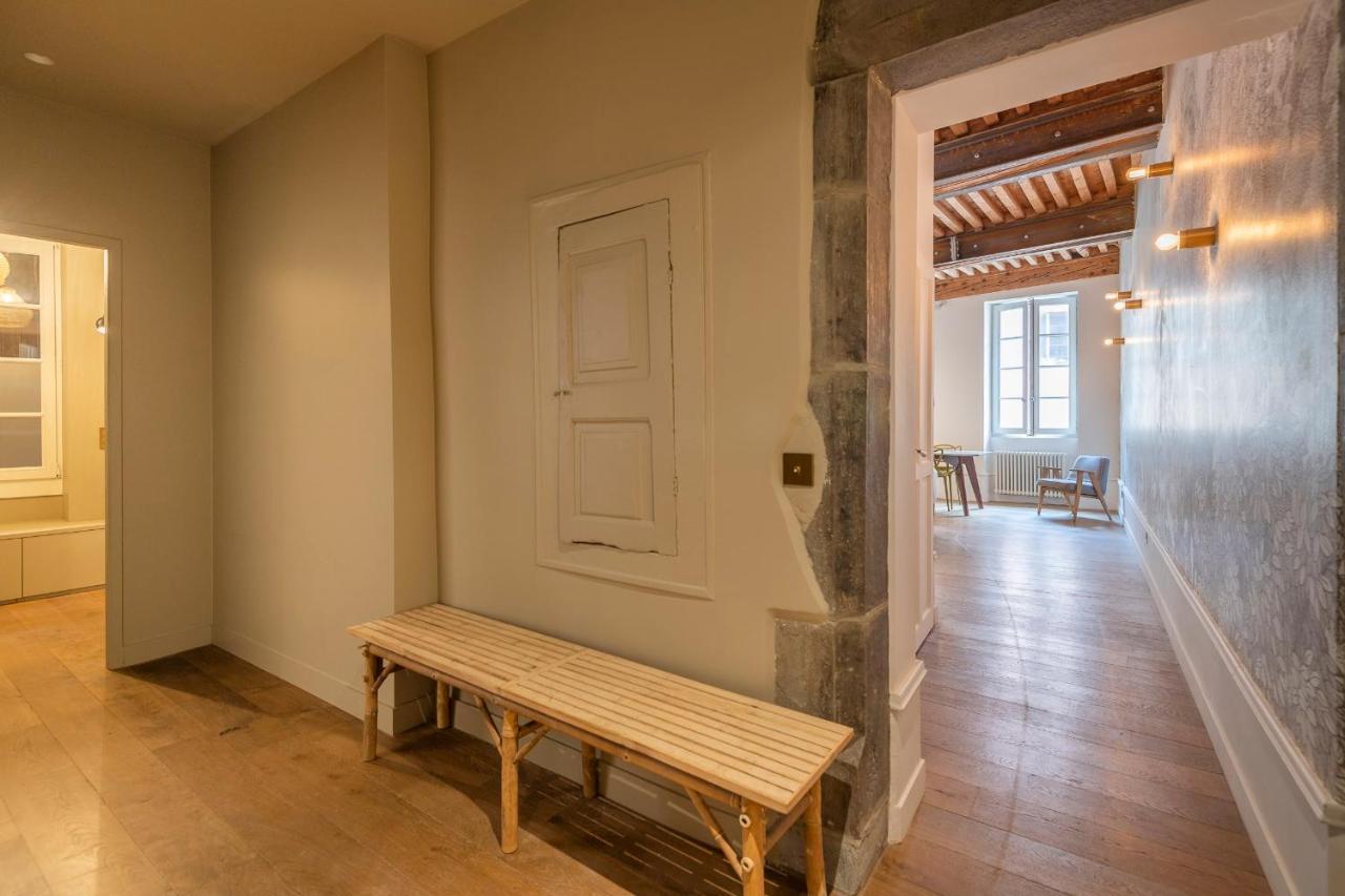 Apartamento espaçoso Classificado 4 estrelas no coração da cidade velha Annecy Exterior foto